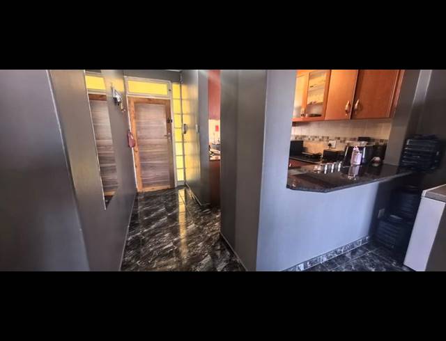 3 BEDROOM APARTMENT FOR SALE IN FLORIDA